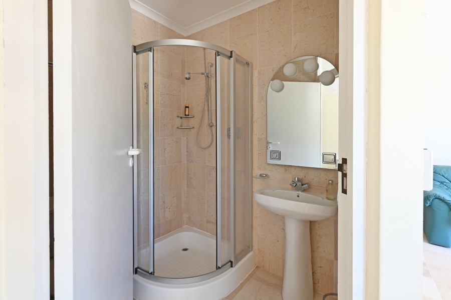 To Let 3 Bedroom Property for Rent in Northshore Western Cape